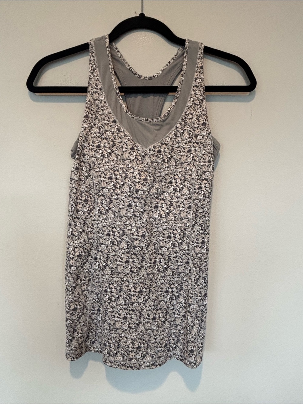 lululemon athletica Gray Floral Double-Layer Racerback Tank